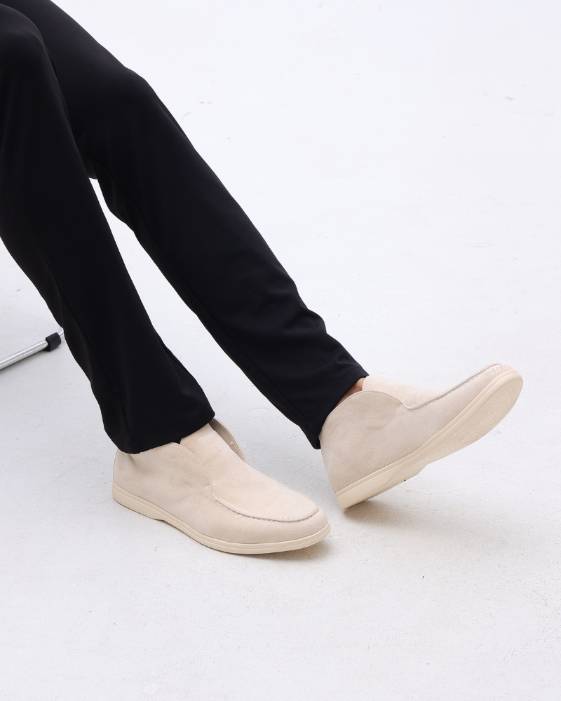 AVASÉ High Suede Loafers