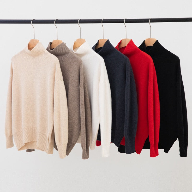 AVASÉ Classy Turtleneck