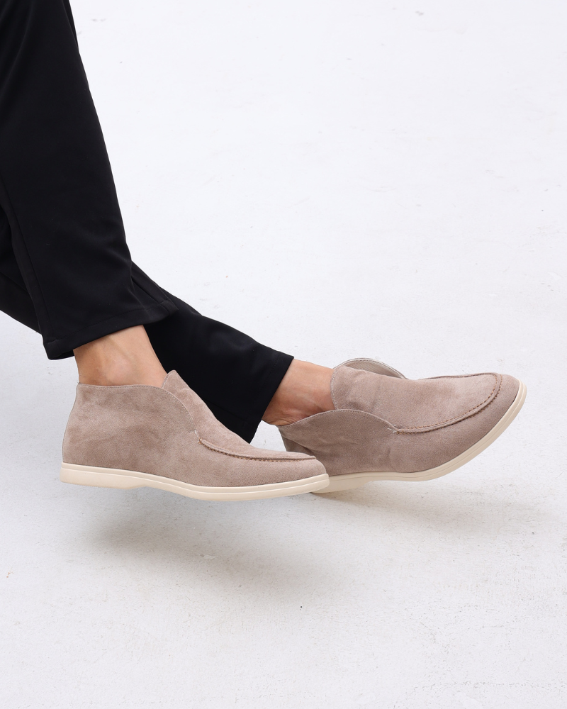 AVASÉ High Suede Loafers